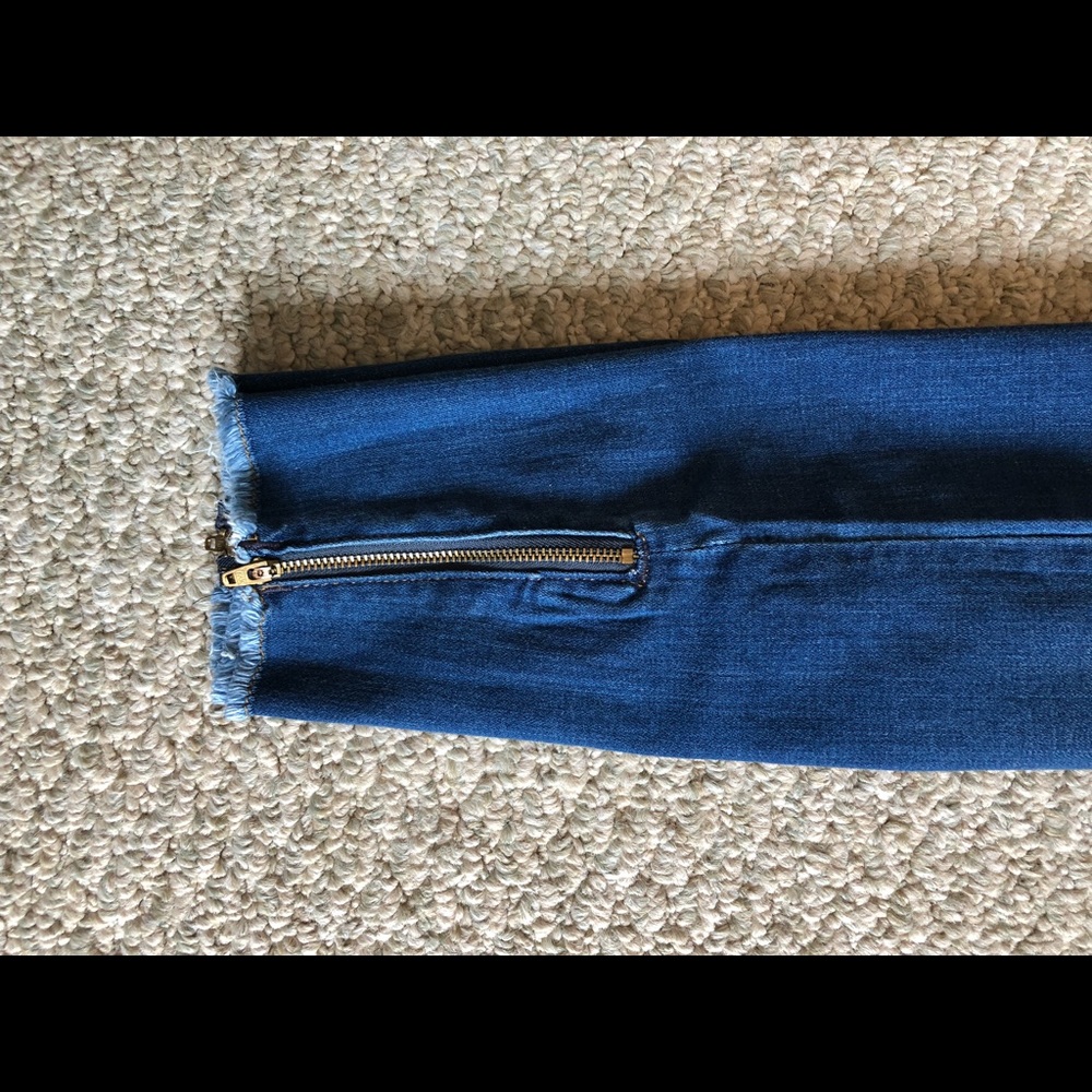 Pistola Boutique Zipper-Ankle Jeans - Picture 2 of 3